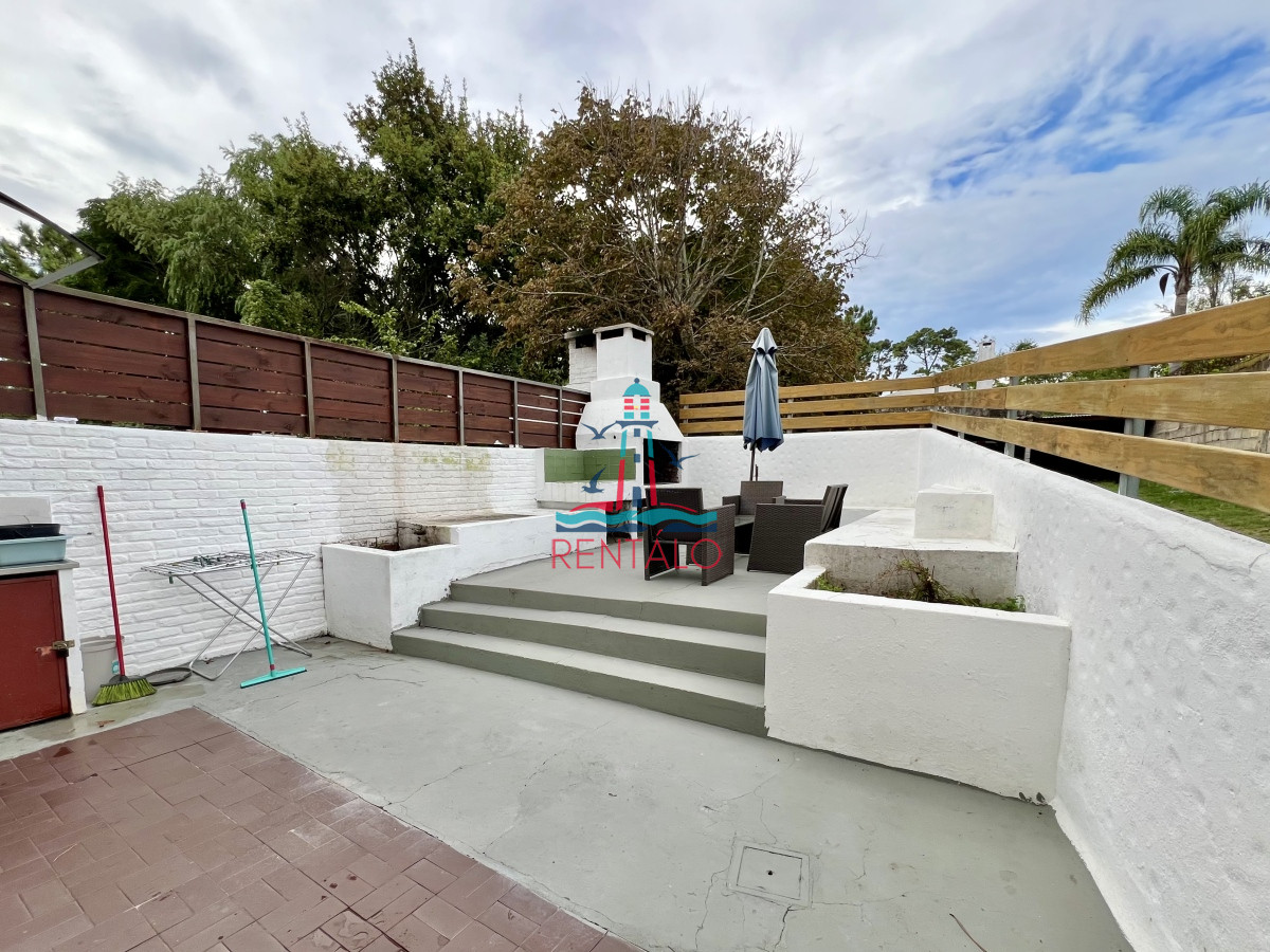 Casa ID.252 - Casa Alquiler Anual 2 dormitorios Playa Mansa 