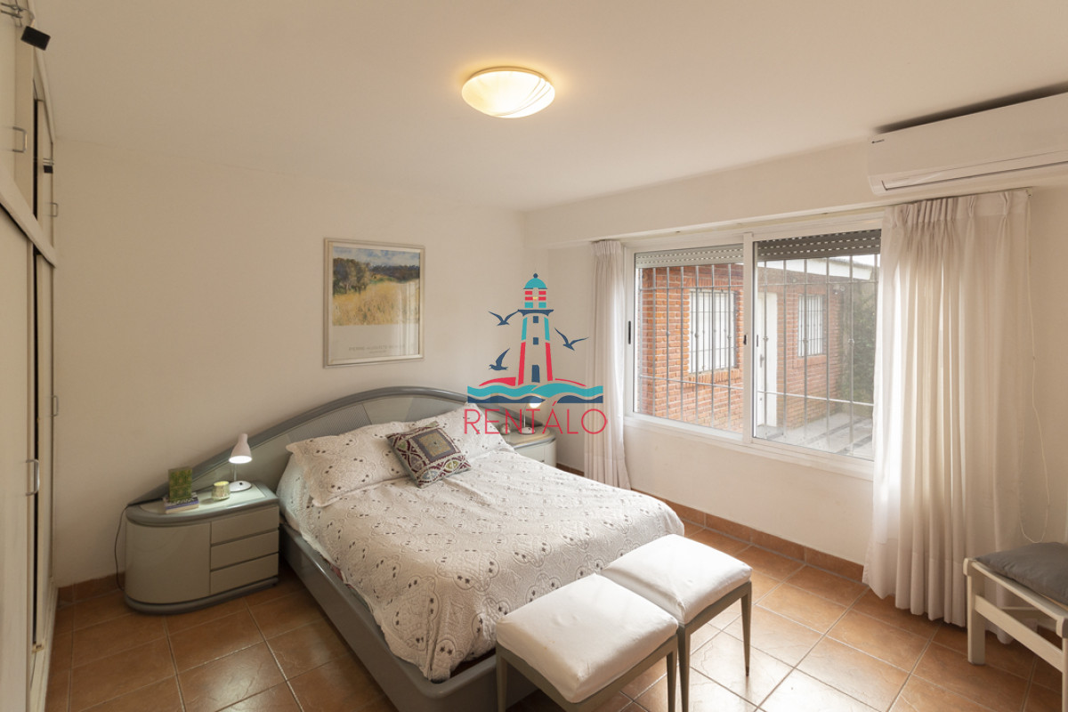 Casa ID.473 - Casa 4 dormitorios en Venta, Alquiler anual y de verano
