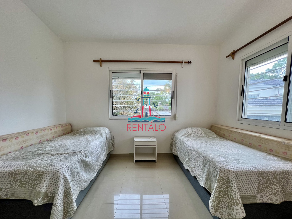 Casa ID.252 - Casa Alquiler Anual 2 dormitorios Playa Mansa 