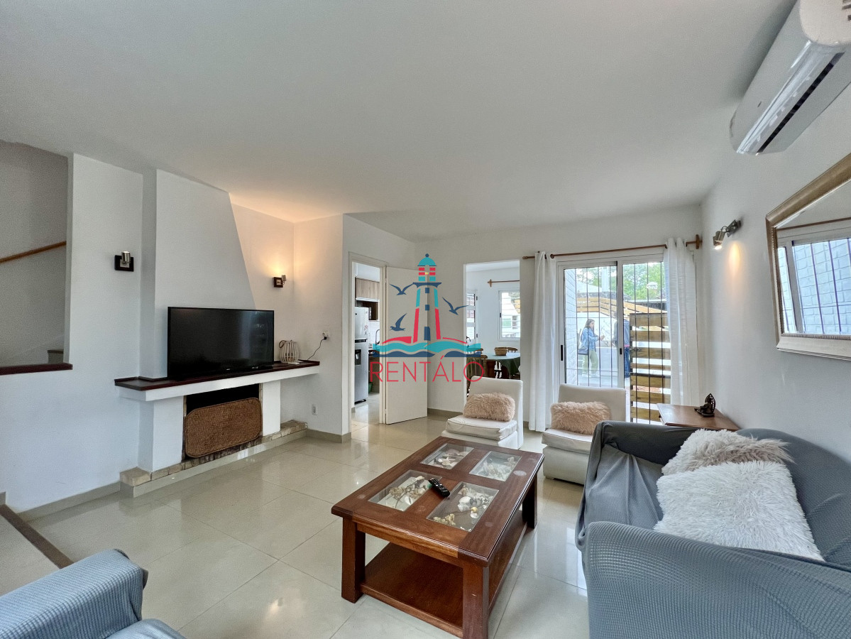 Casa ID.252 - Casa Alquiler Anual 2 dormitorios Playa Mansa 