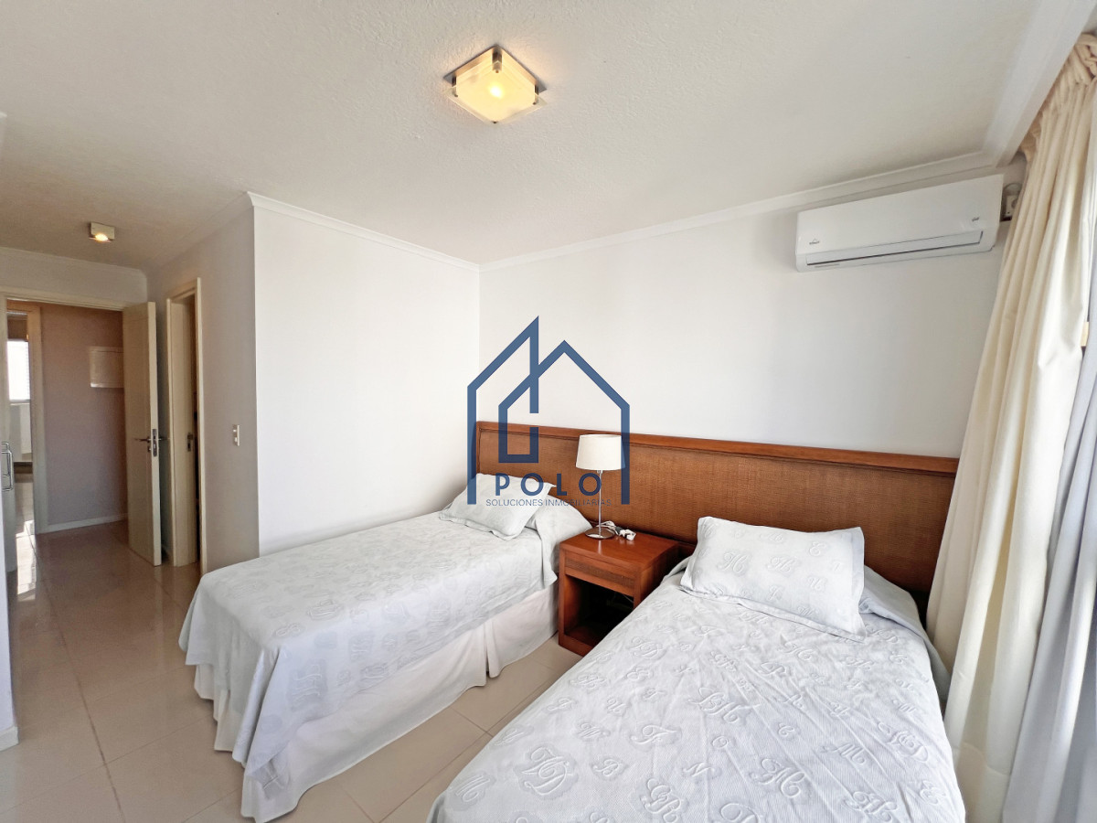 Apartamento ID.191 - Ocean Drive en venta 4 dormitorios