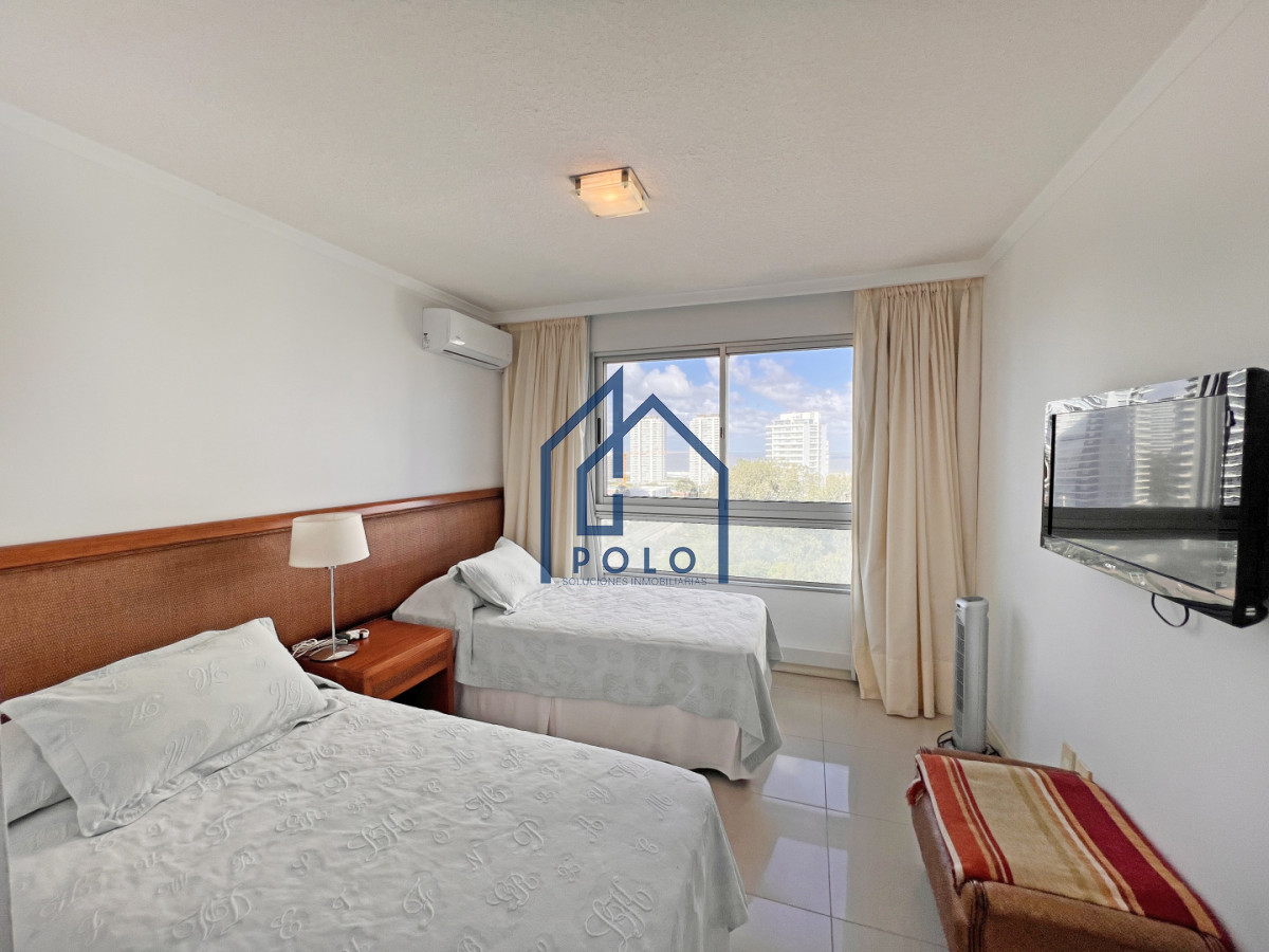 Apartamento ID.191 - Ocean Drive en venta 4 dormitorios