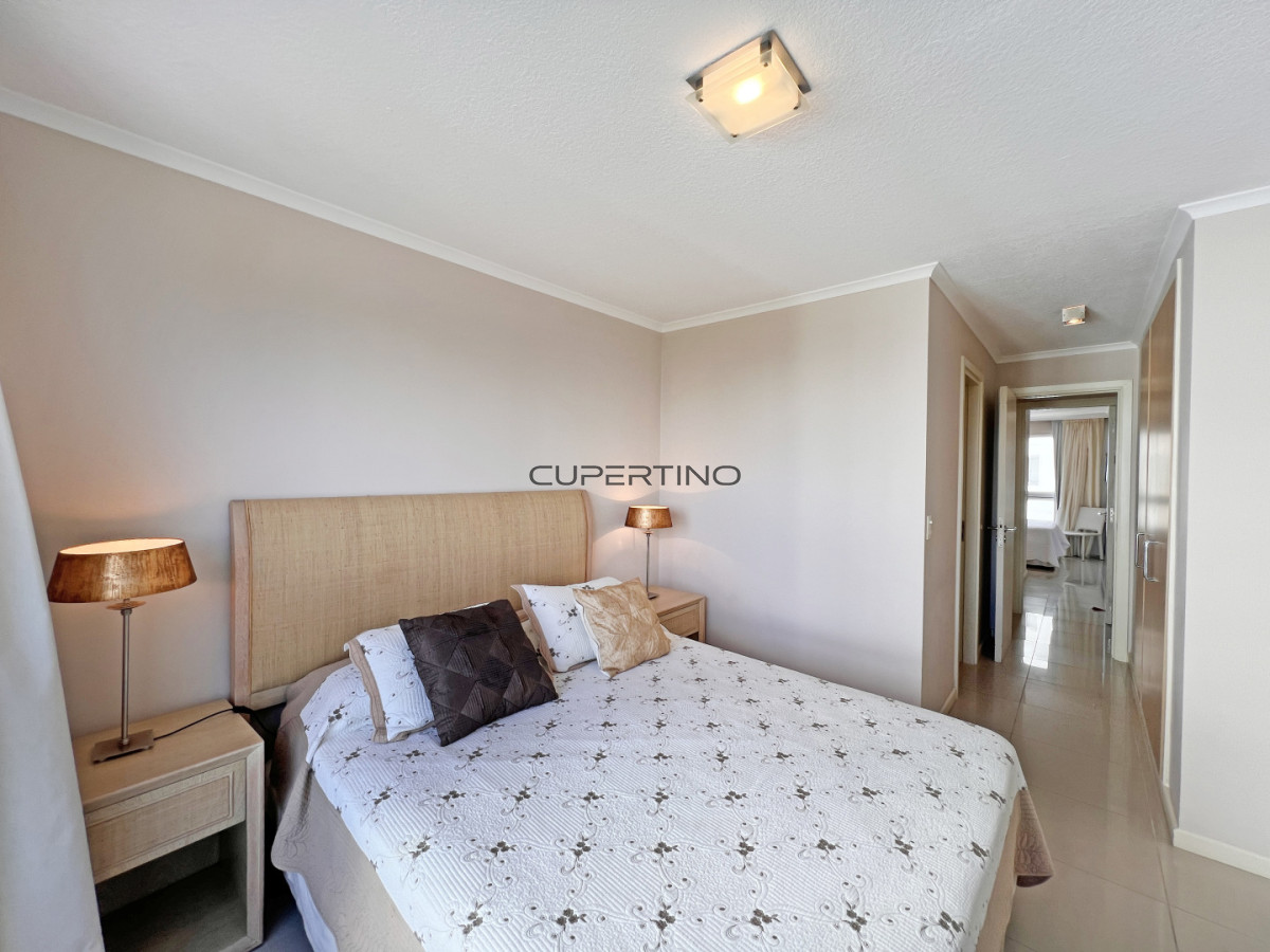 Apartamento ID.3383 - Ocean Drive en venta 4 dormitorios