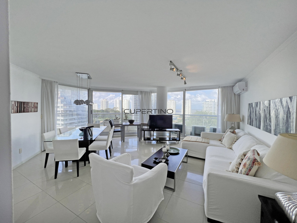 Apartamento ID.3383 - Ocean Drive en venta 4 dormitorios