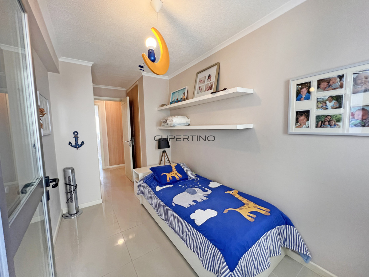 Apartamento ID.3383 - Ocean Drive en venta 4 dormitorios