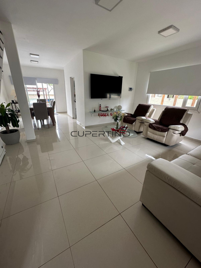 ALQUILER ANUAL CASA 4 DORMITORIOS EN PINARES — foto 6