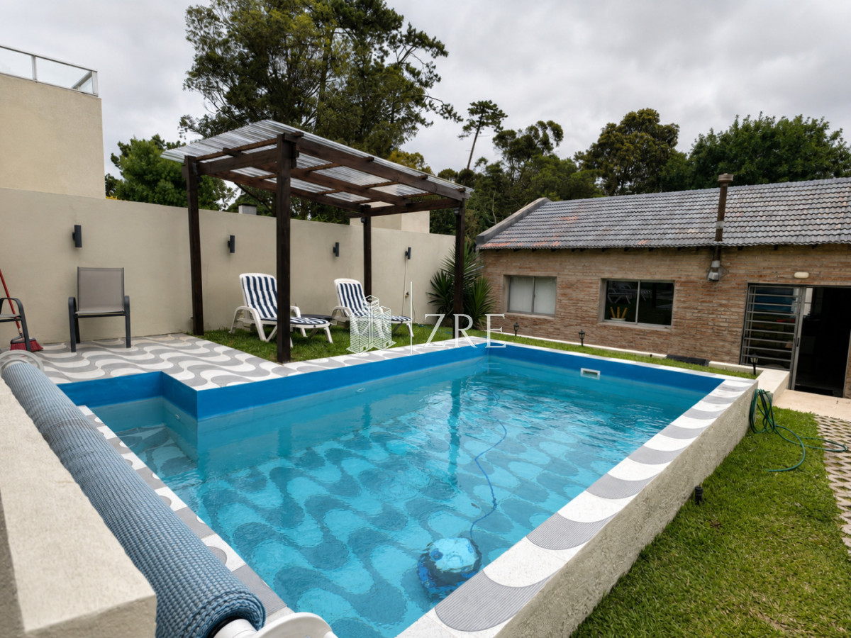 Casa ID.1454 - Casa 4 dormitorios alquiler anual Pinares