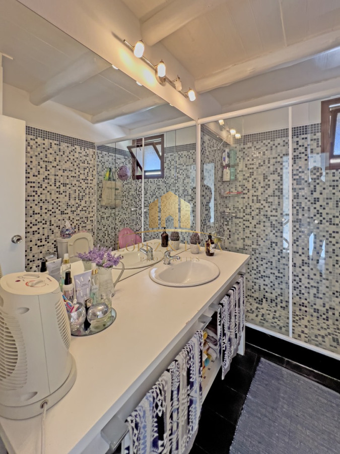 Casa ID.54 - Casa en venta en Barrio privado en Pinares
