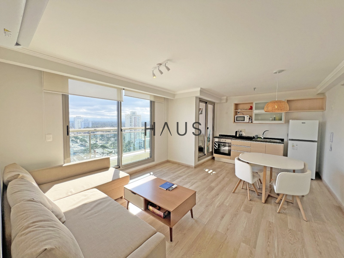 Apartamento ID.426 - Piso alto con vista al mar en venta en parada 5 Av Roosevelt