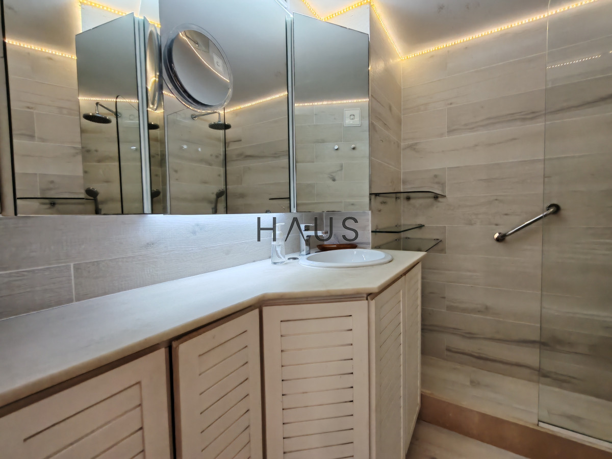 Apartamento ID.70 - Alquiler anual frente al mar de 3 dormitorios