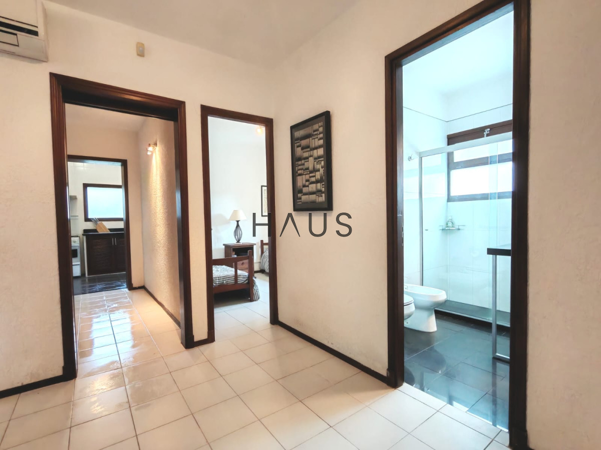Casa ID.154 - Casa en alquiler anual usd 2500 mensual - Punta del Este