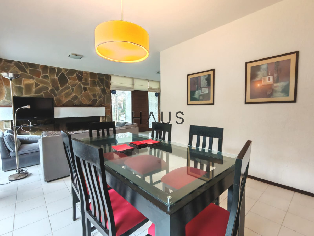 Casa ID.154 - Casa en alquiler anual usd 2500 mensual - Punta del Este