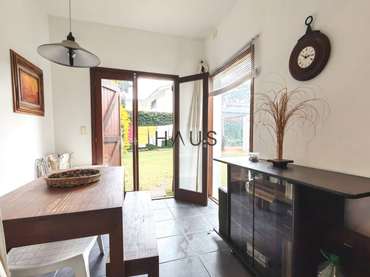 Casa ID.154 - Casa en alquiler anual usd 2500 mensual - Punta del Este