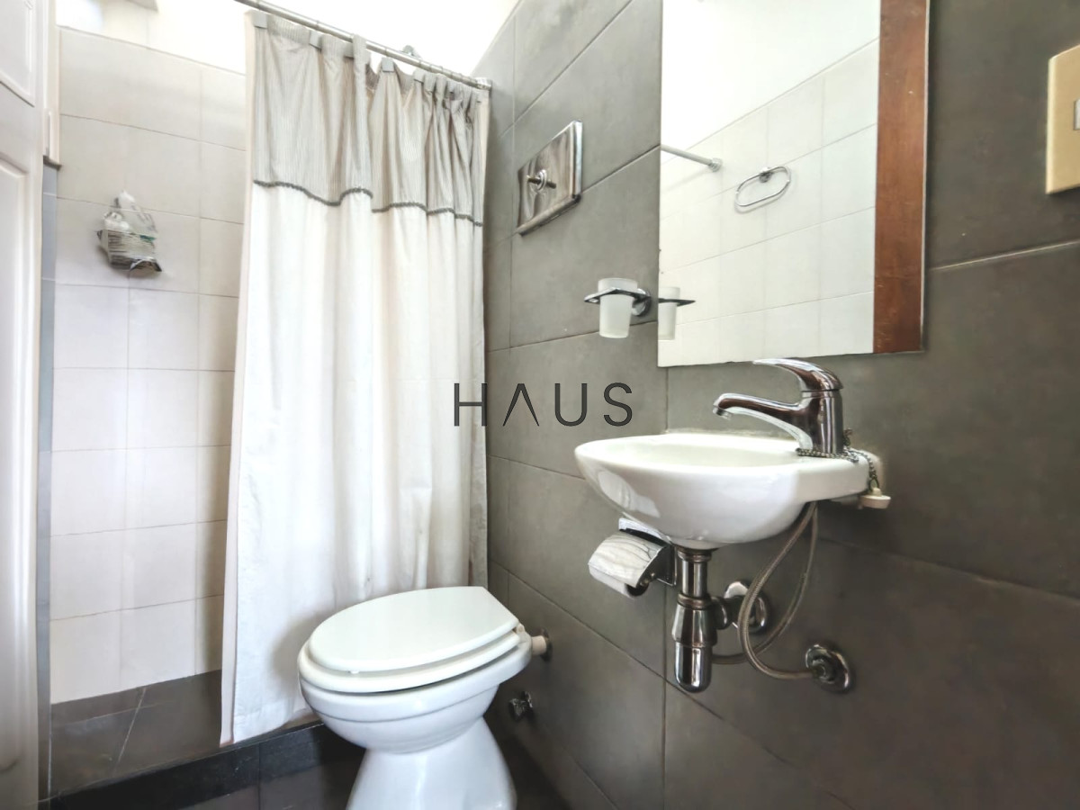 Casa ID.154 - Casa en alquiler anual usd 2500 mensual - Punta del Este