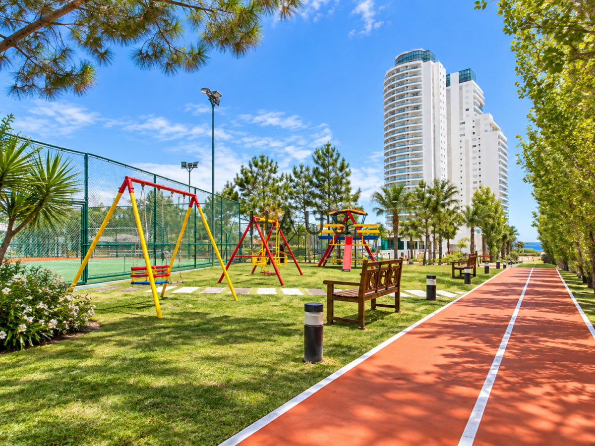 Apartamento ID.375 - Venta y Alquiler Apartamento 2 dormitorios 3 baños Torre Aquarela Punta del Este