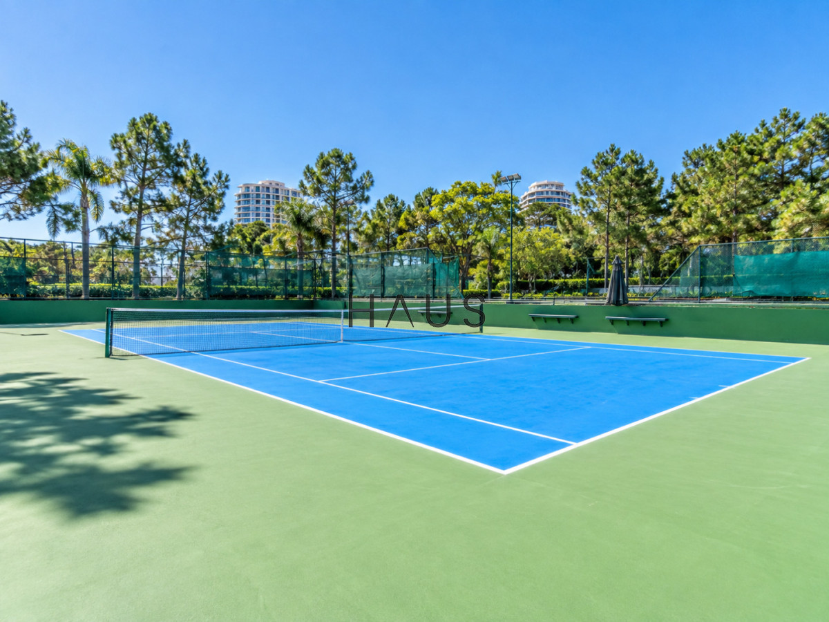 Apartamento ID.375 - Venta y Alquiler Apartamento 2 dormitorios 3 baños Torre Aquarela Punta del Este