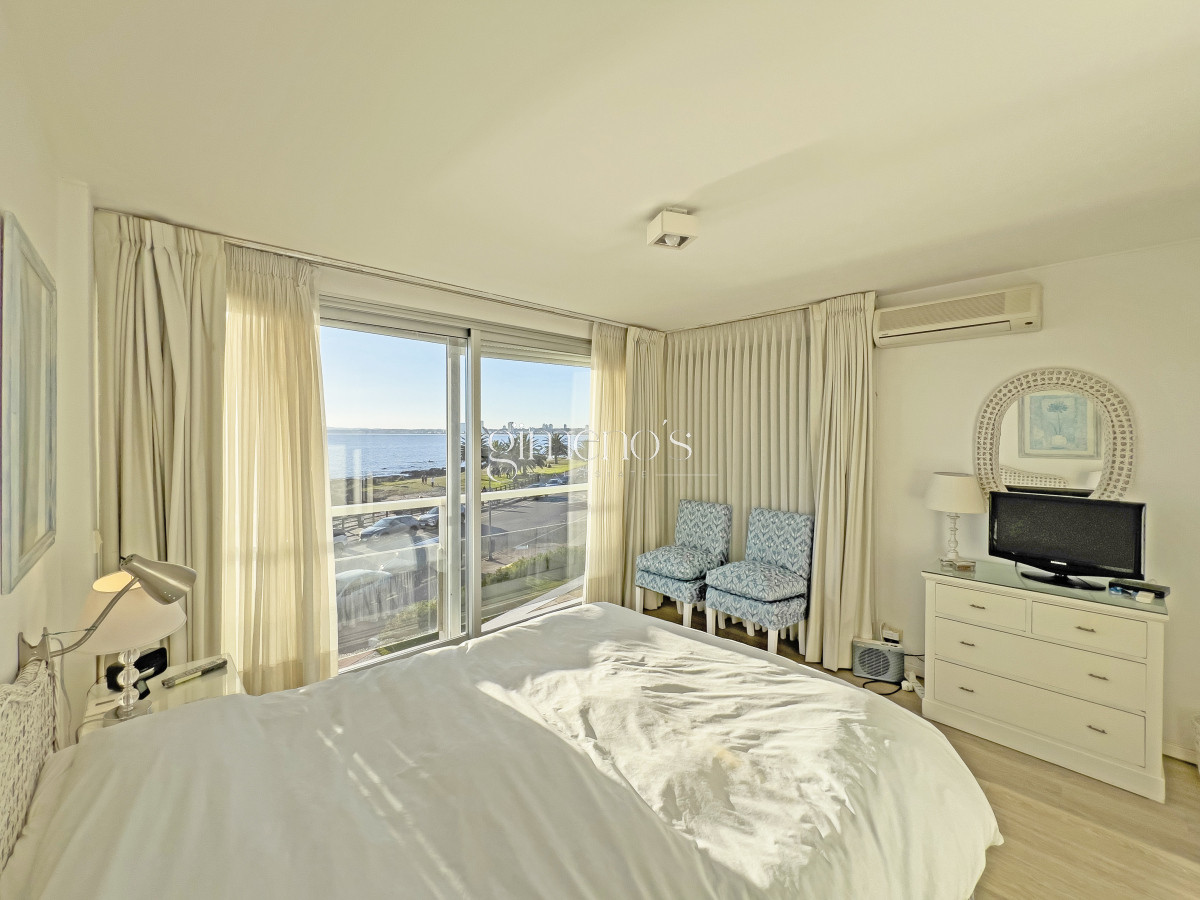 Apartamento ID.669 - VENTA APARTAMENTO 3 DORMITORIOS PUERTO PUNTA DEL ESTE