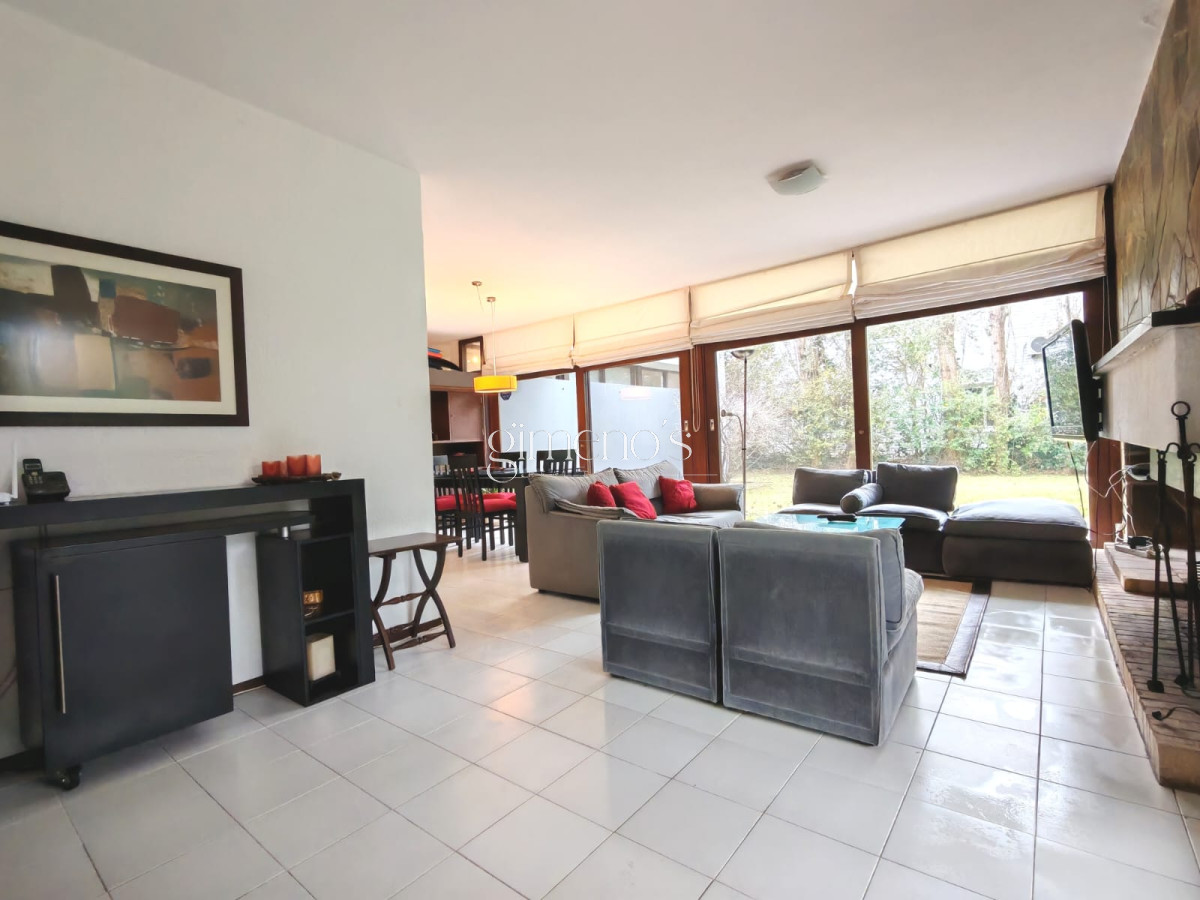 Casa ID.338 - Casa en Alquiler Anual - Punta del Este