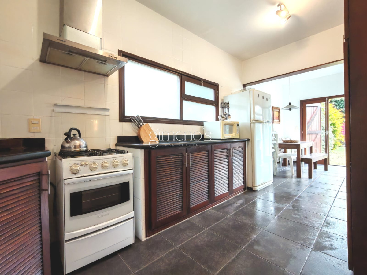 Casa ID.338 - Casa en Alquiler Anual - Punta del Este