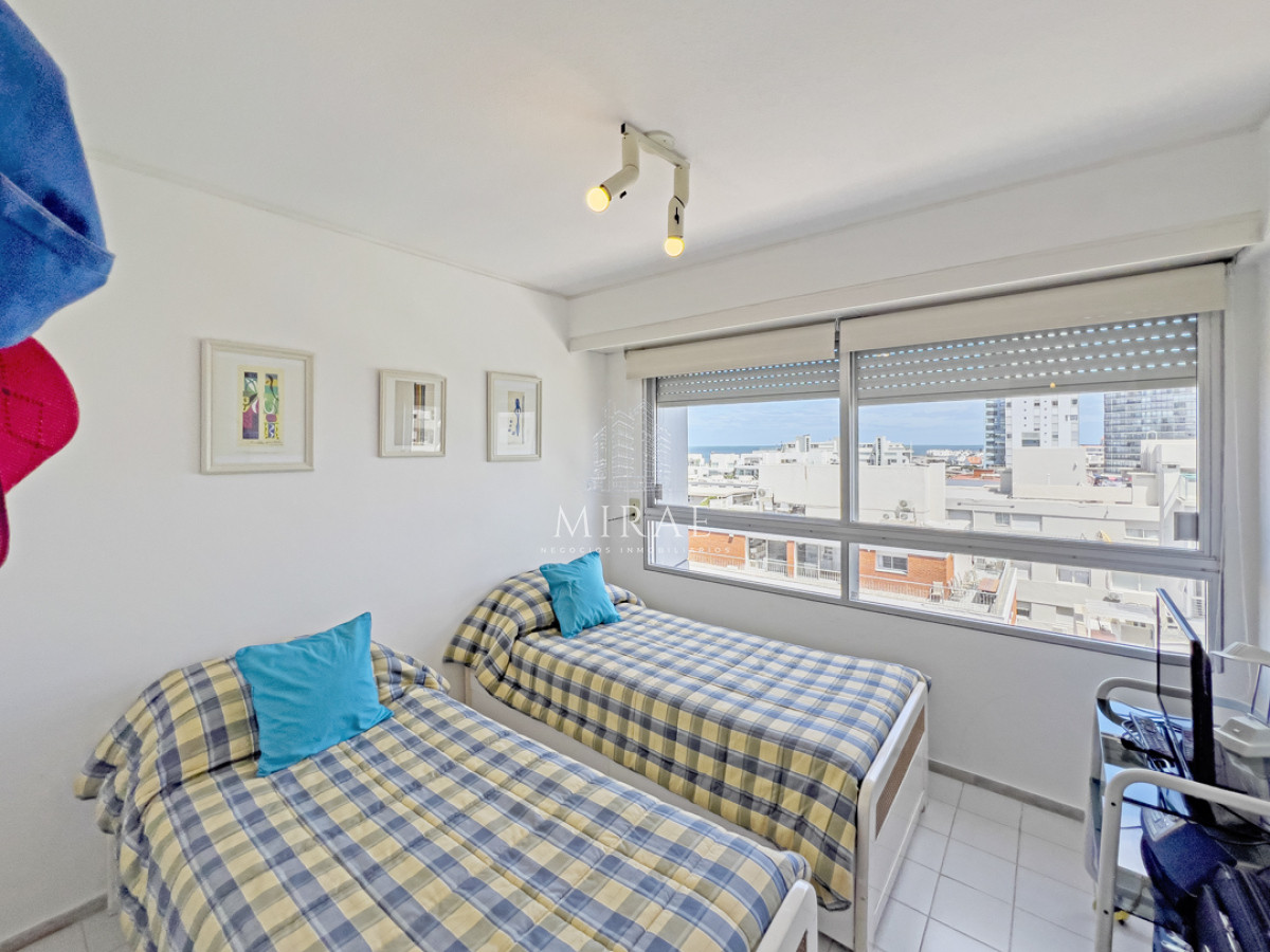 Apartamento ID.203 - Departamento 2 dormitorios Península Punta del Este