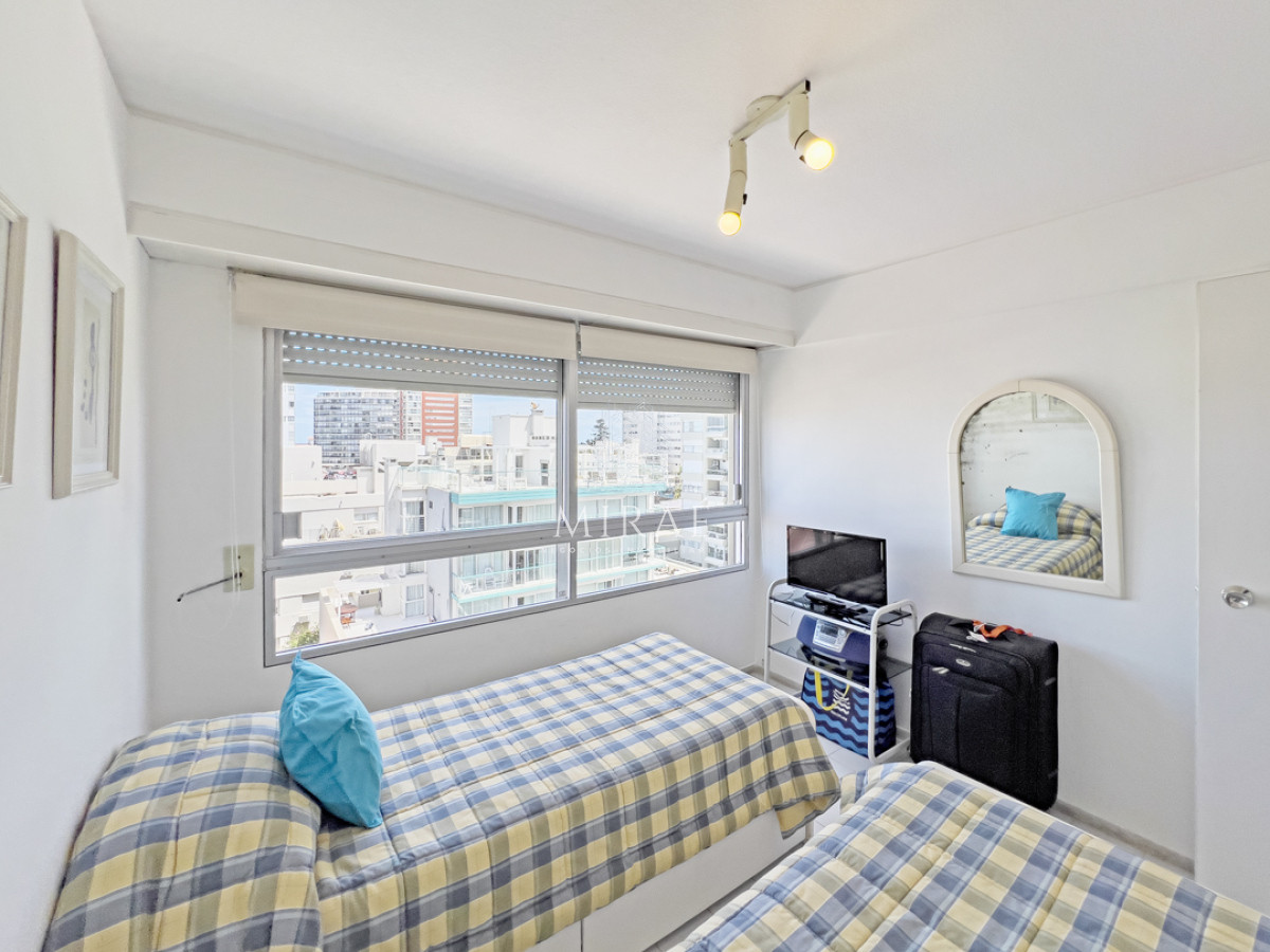 Apartamento ID.203 - Departamento 2 dormitorios Península Punta del Este