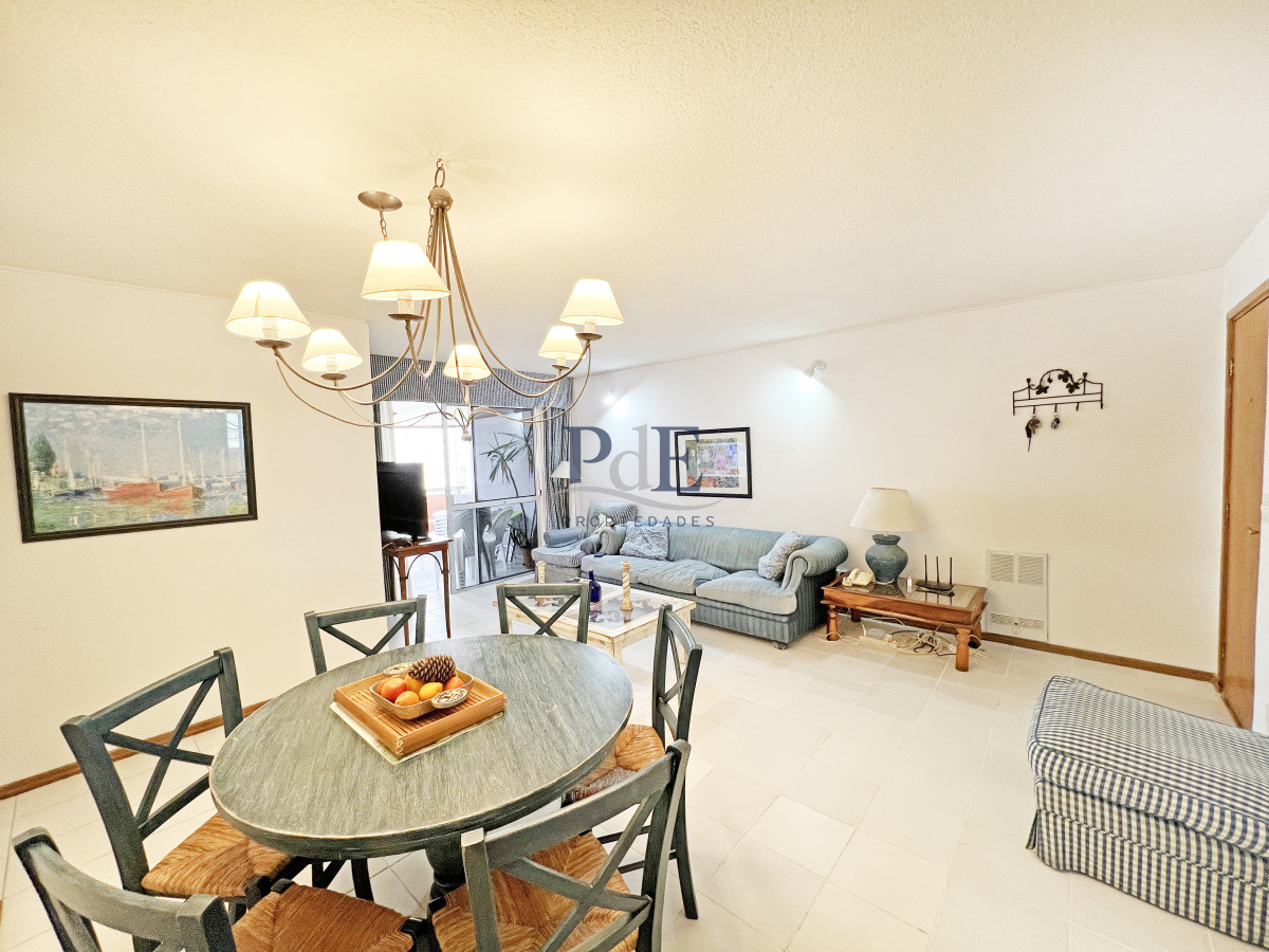 Apartamento 2 Dormitorios Playa Brava.  Punta del Este. - Imagen 8