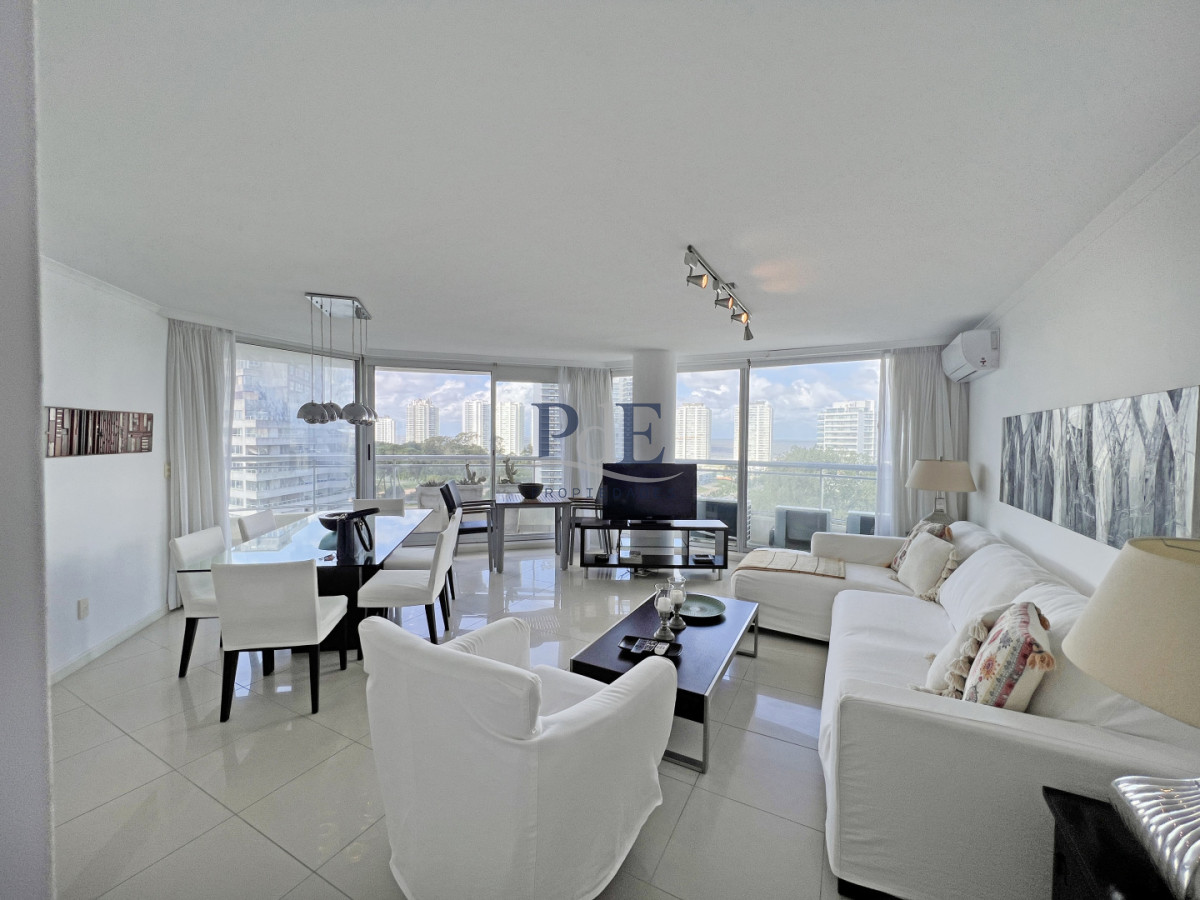 Amplio apartamento en venta! - Imagen 1