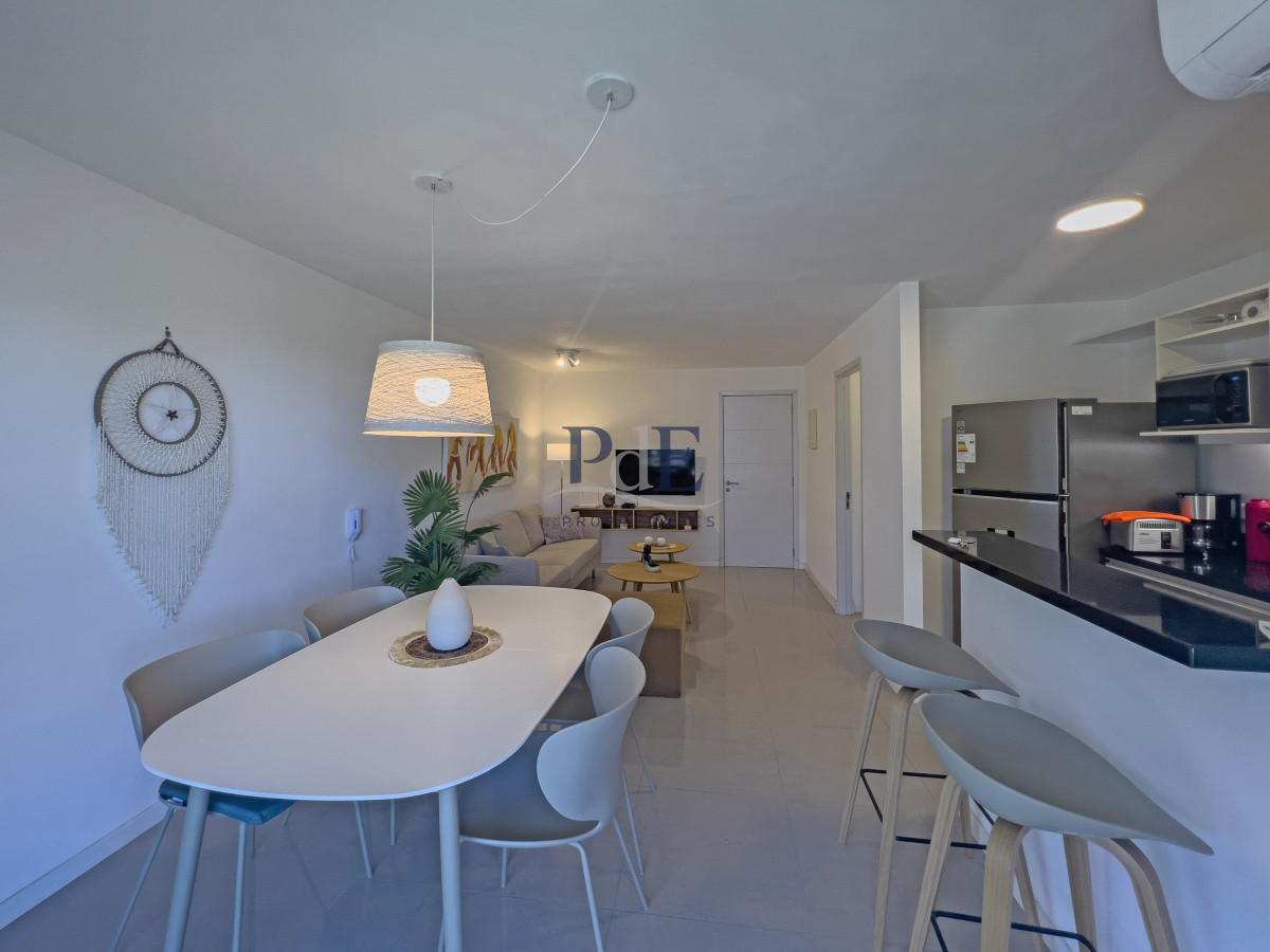 Alquiler Temporada Apartamento 1 dormitorio Edificio Tiziano