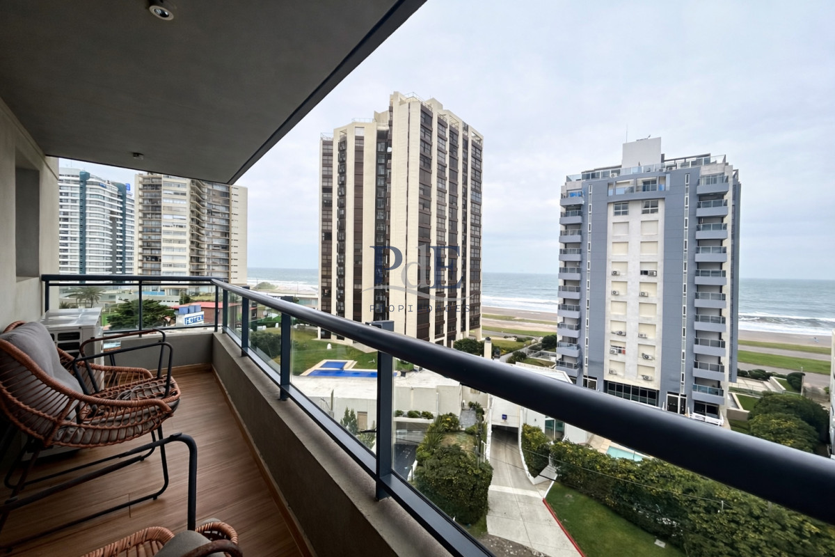 En venta 2 dormitorios con vista al mar - Imagen 4