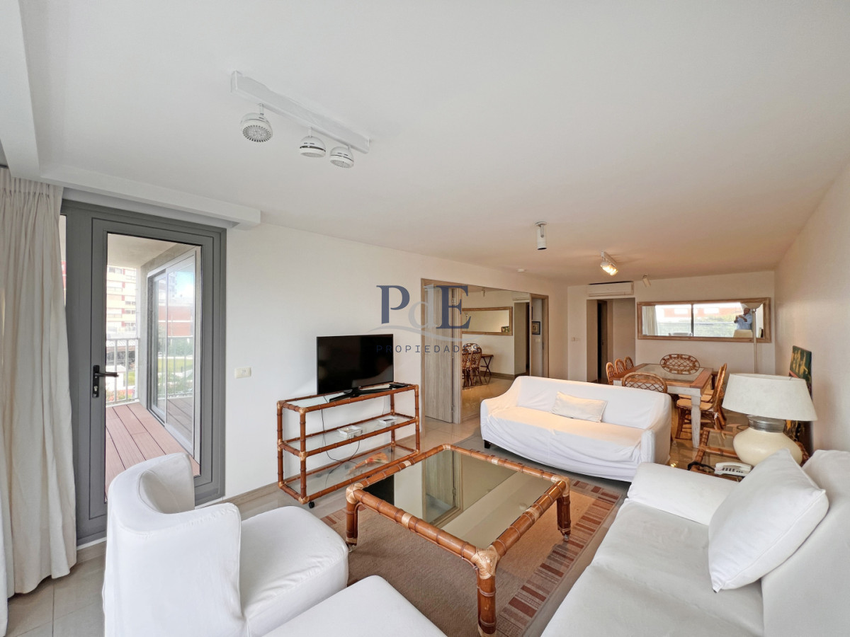 Apartamento en venta y alquiler anual 2 dormitorios Torre Onix - Imagen 2