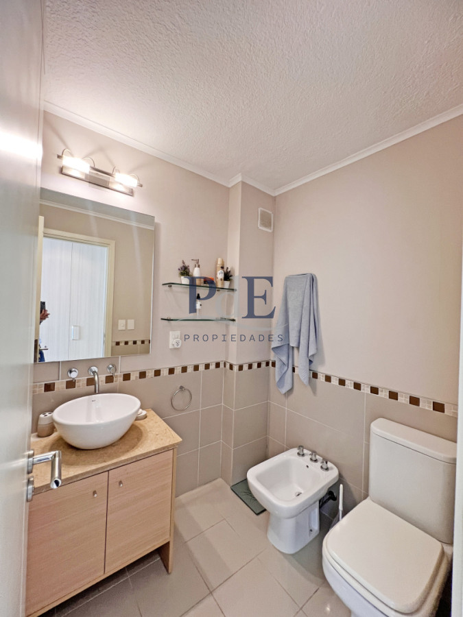 Amplio apartamento en venta! - Imagen 13