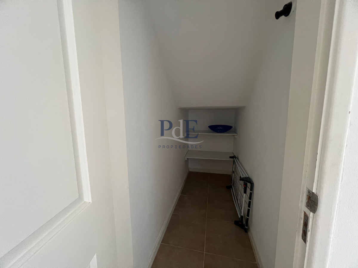 Venta de casa 2 dormitorios en Barrio privado. Pinares. - Imagen 12