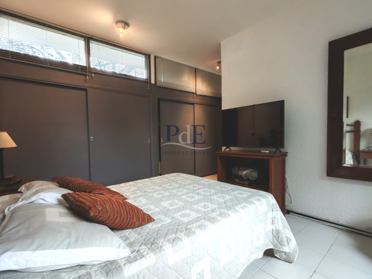 Casa de 3 Dormitorios con Excelente Ubicación. Punta del Este. - Imagen 24