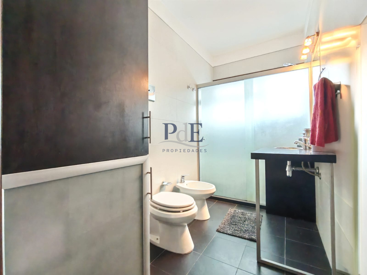 Casa de 3 Dormitorios con Excelente Ubicación. Punta del Este. - Imagen 25