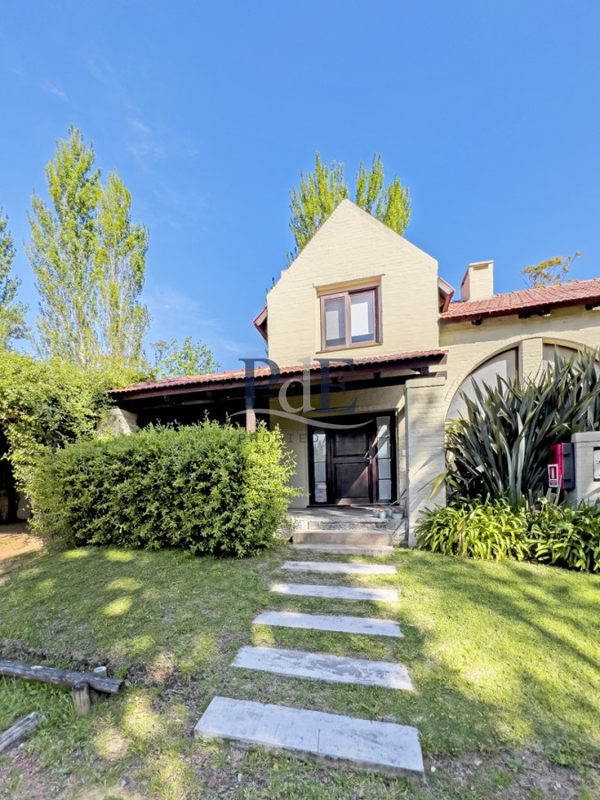 Casa en venta en Barrio privado