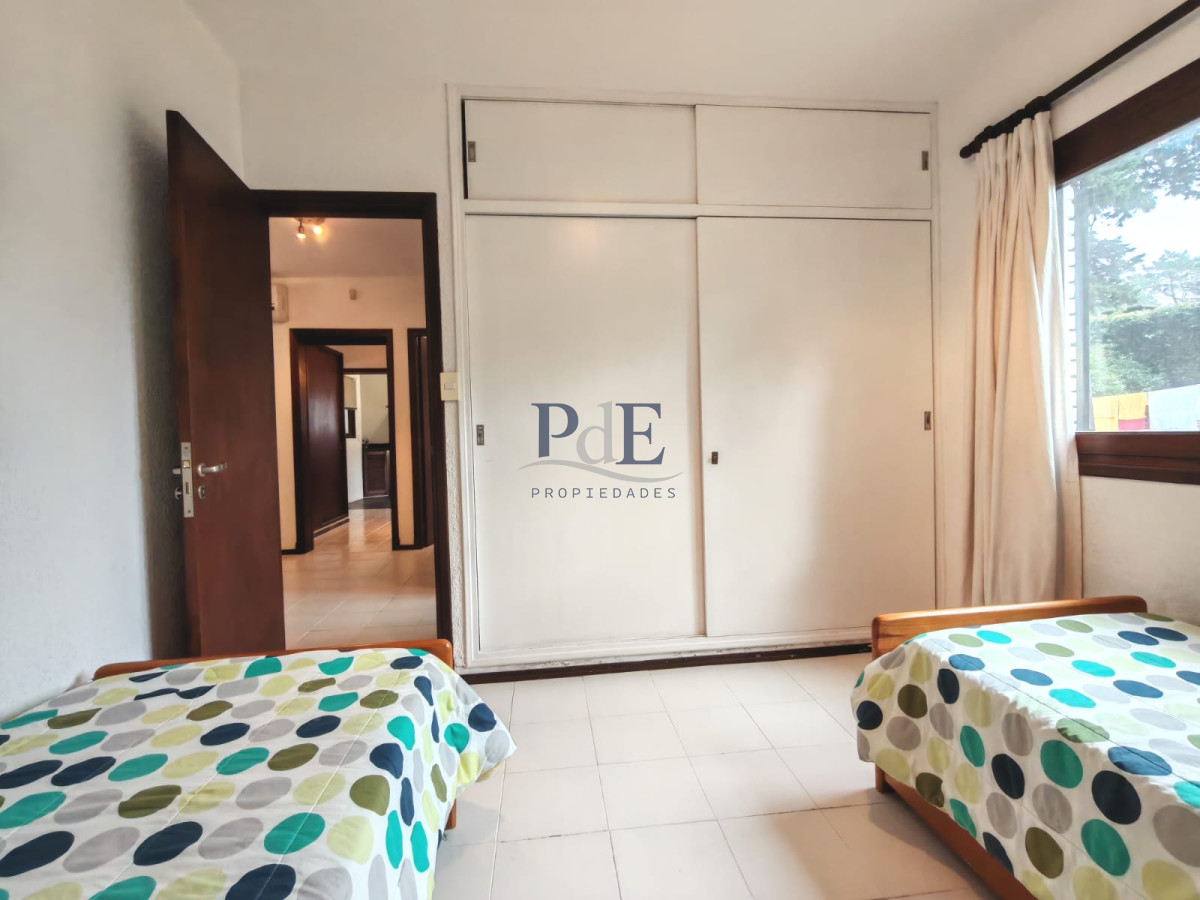 Casa de 3 Dormitorios con Excelente Ubicación. Punta del Este. - Imagen 33