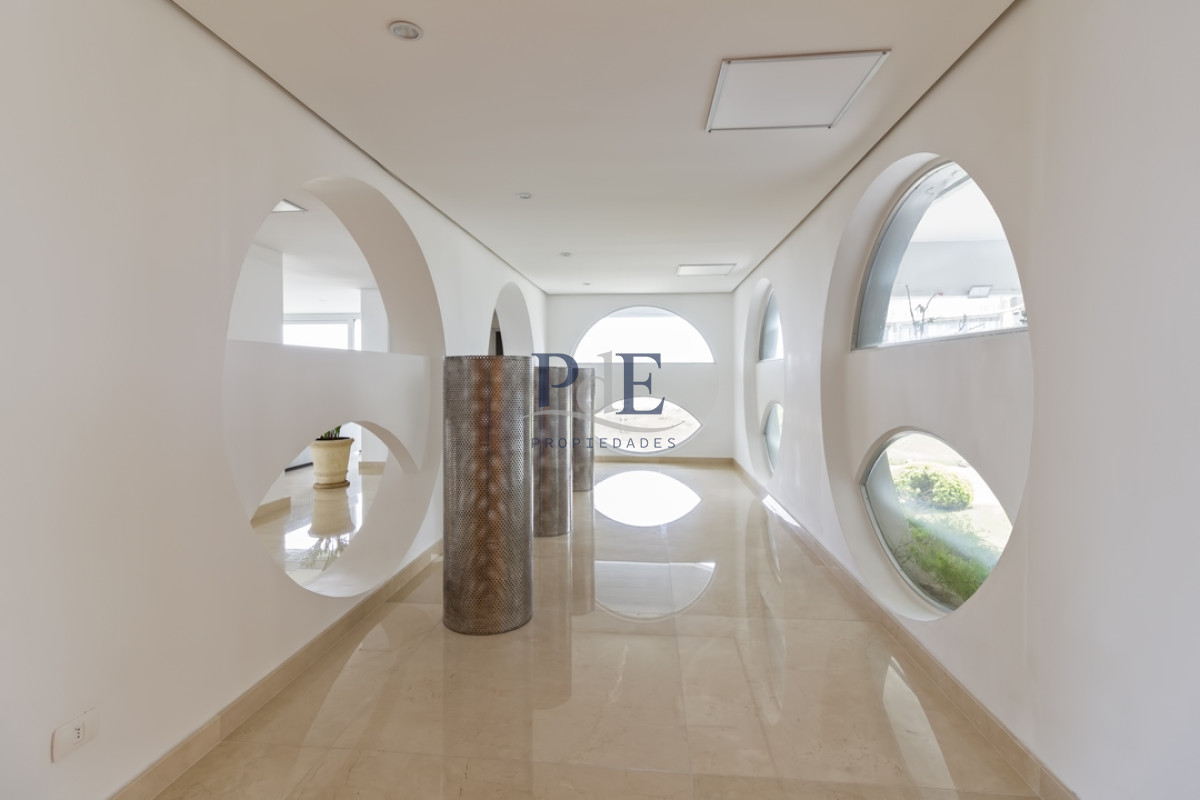 Frente al mar, reciclado en torre de gran categoría en venta!!  - Imagen 59