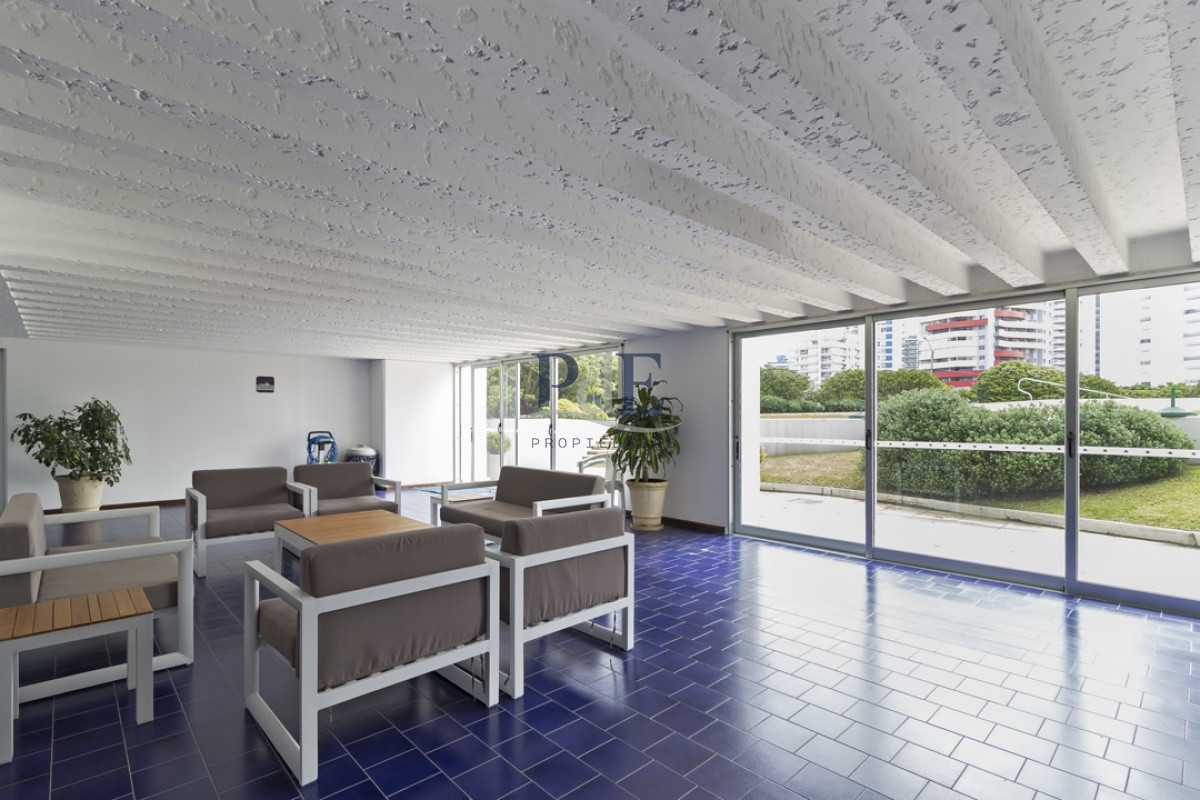 Frente al mar, reciclado en torre de gran categoría en venta!!  - Imagen 73