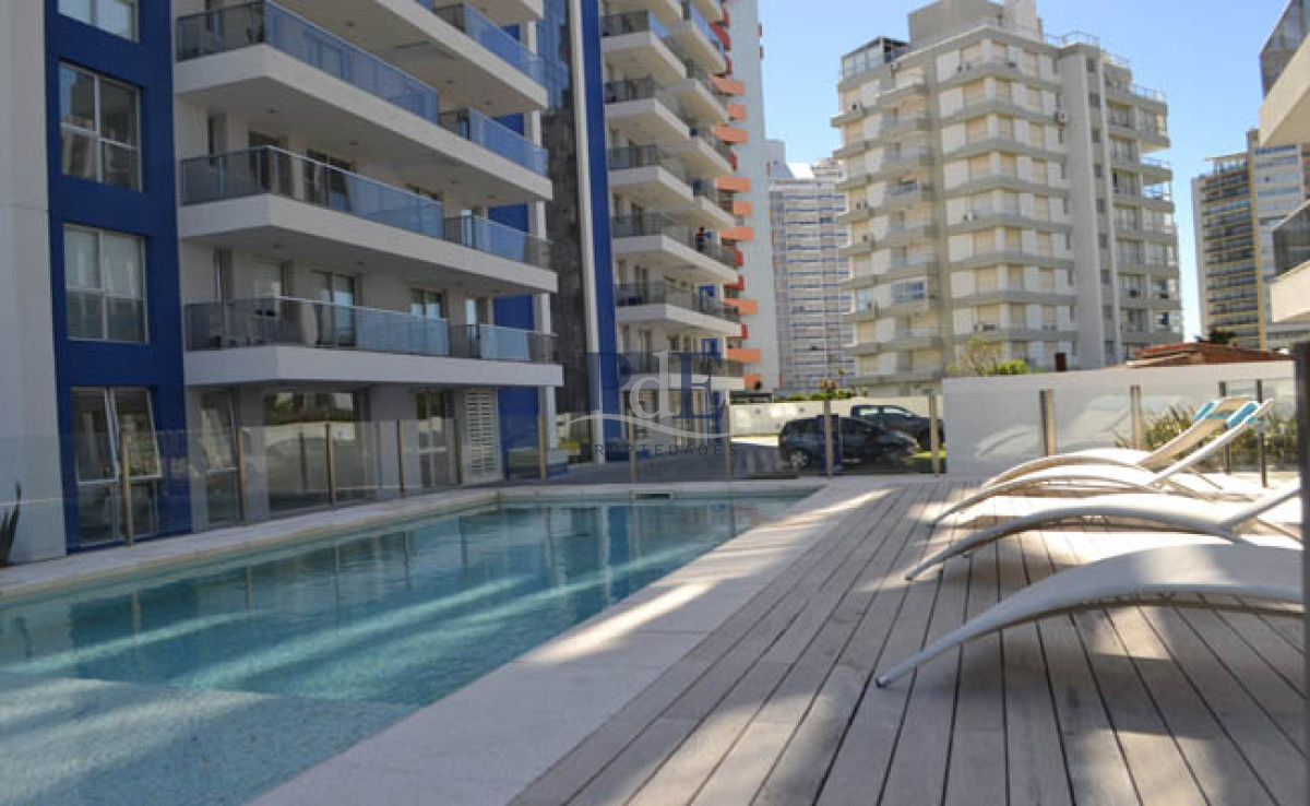 Apartamento en venta de dos dormitorios en Punta del Este  - Imagen 14