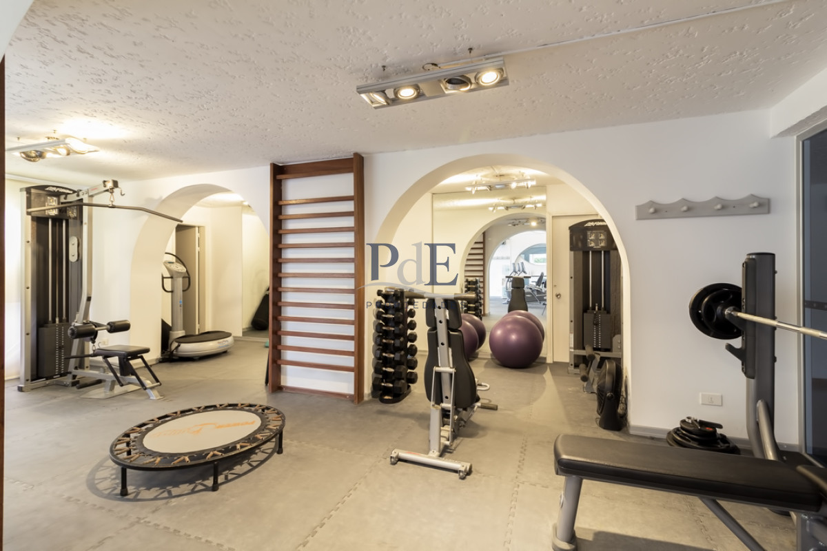 Frente al mar, reciclado en torre de gran categoría en venta!!  - Imagen 68