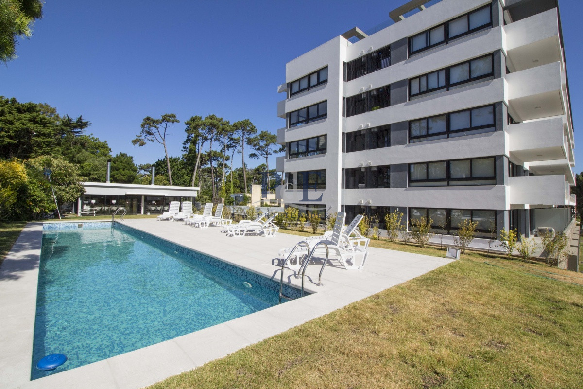 Alquiler Temporada Apartamento 1 dormitorio Edificio Tiziano - Imagen 18