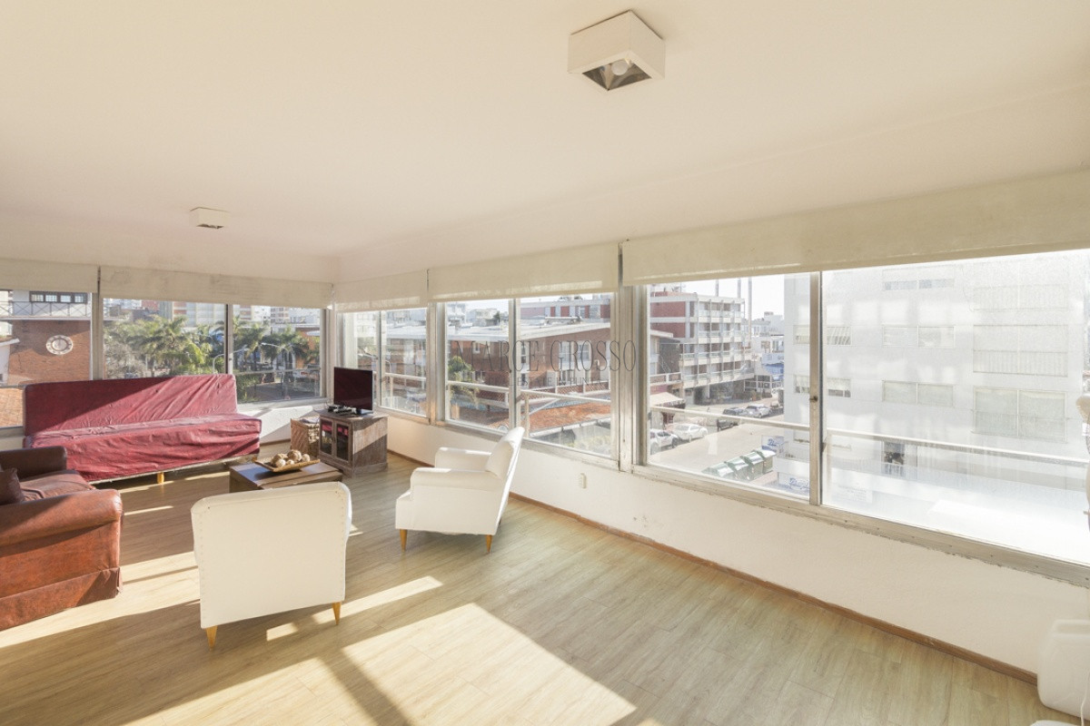 Apartamento ID.37 - Apartamento en venta en Península Punta del Este, 2 dormitorios, 2 baños