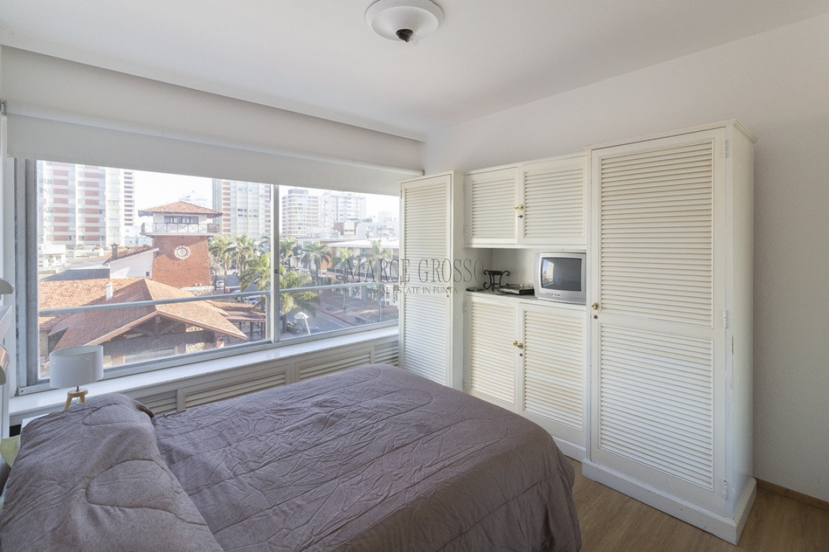 Apartamento ID.37 - Apartamento en venta en Península Punta del Este, 2 dormitorios, 2 baños