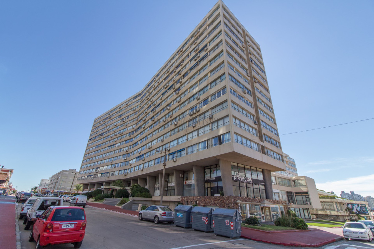 Apartamento ID.37 - Apartamento en venta en Península Punta del Este, 2 dormitorios, 2 baños