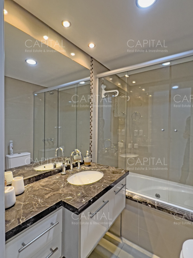 Apartamento ID.36932 - Apartamento en venta y alquiler en Mansa Punta del Este, 2 dormitorios, 3 baños