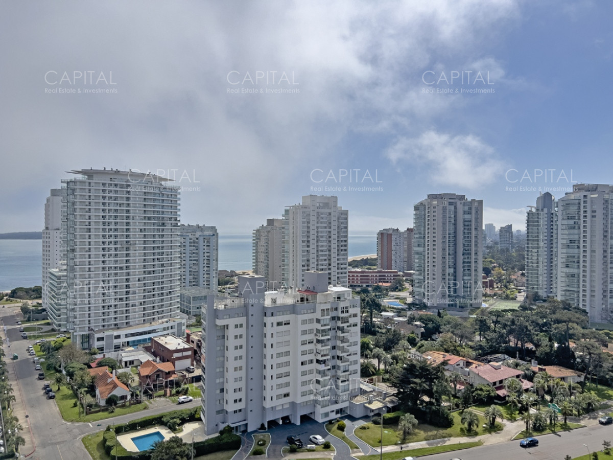 Apartamento ID.36932 - Apartamento en venta y alquiler en Mansa Punta del Este, 2 dormitorios, 3 baños