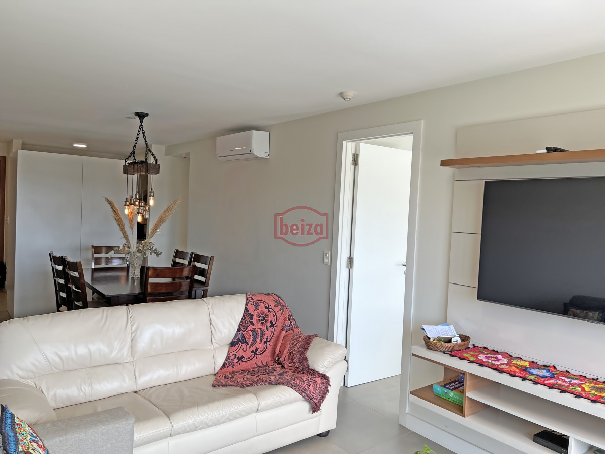 Apartamento ID.166334/Apto-en-Alquiler-temporada-2024,-punta-del-este. - Apartamento disponible en alquiler de temporada