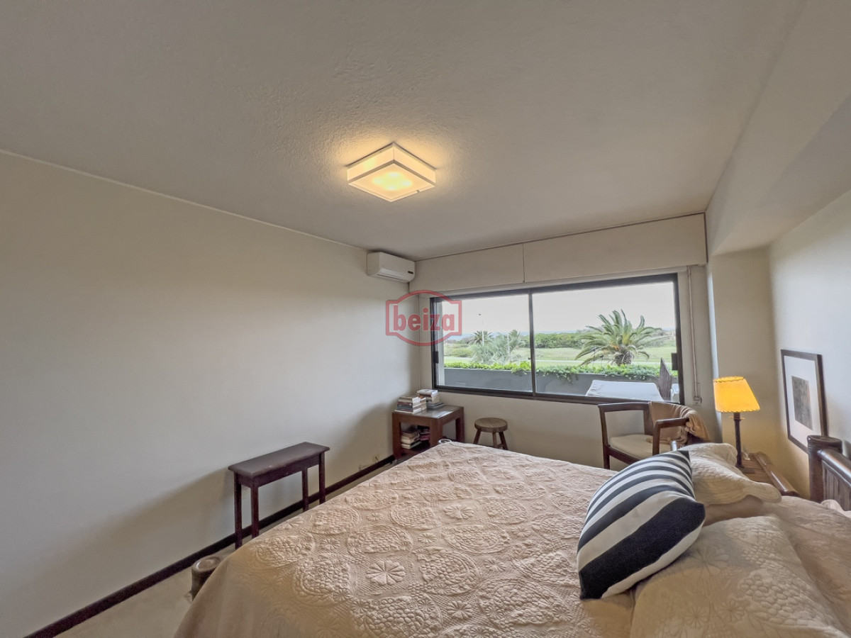 Apartamento ID.166333/Departamento-en-venta-de-1-suite-en-Alexander-Collection - En venta, departamento en primera linea de playa brava