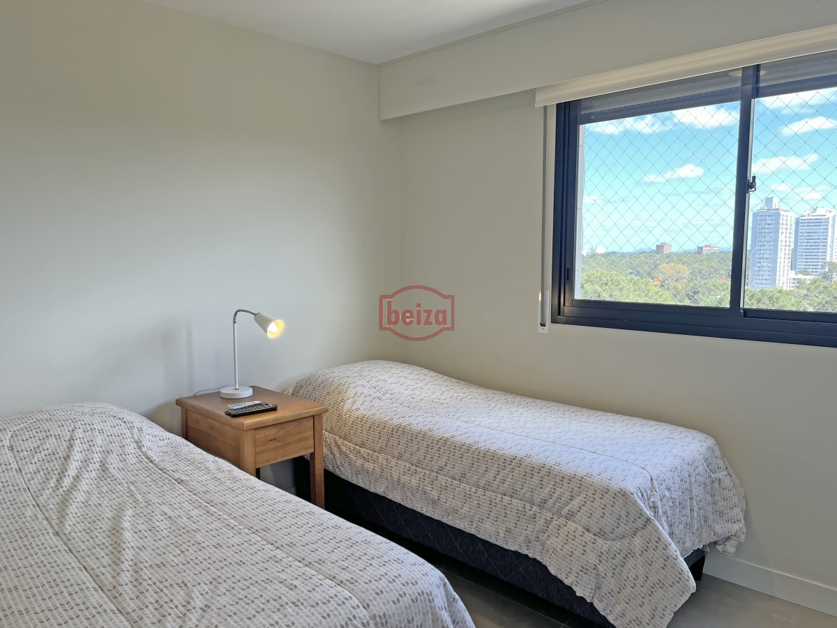 Apartamento ID.166334/Apto-en-Alquiler-temporada-2024,-punta-del-este. - Apartamento disponible en alquiler de temporada