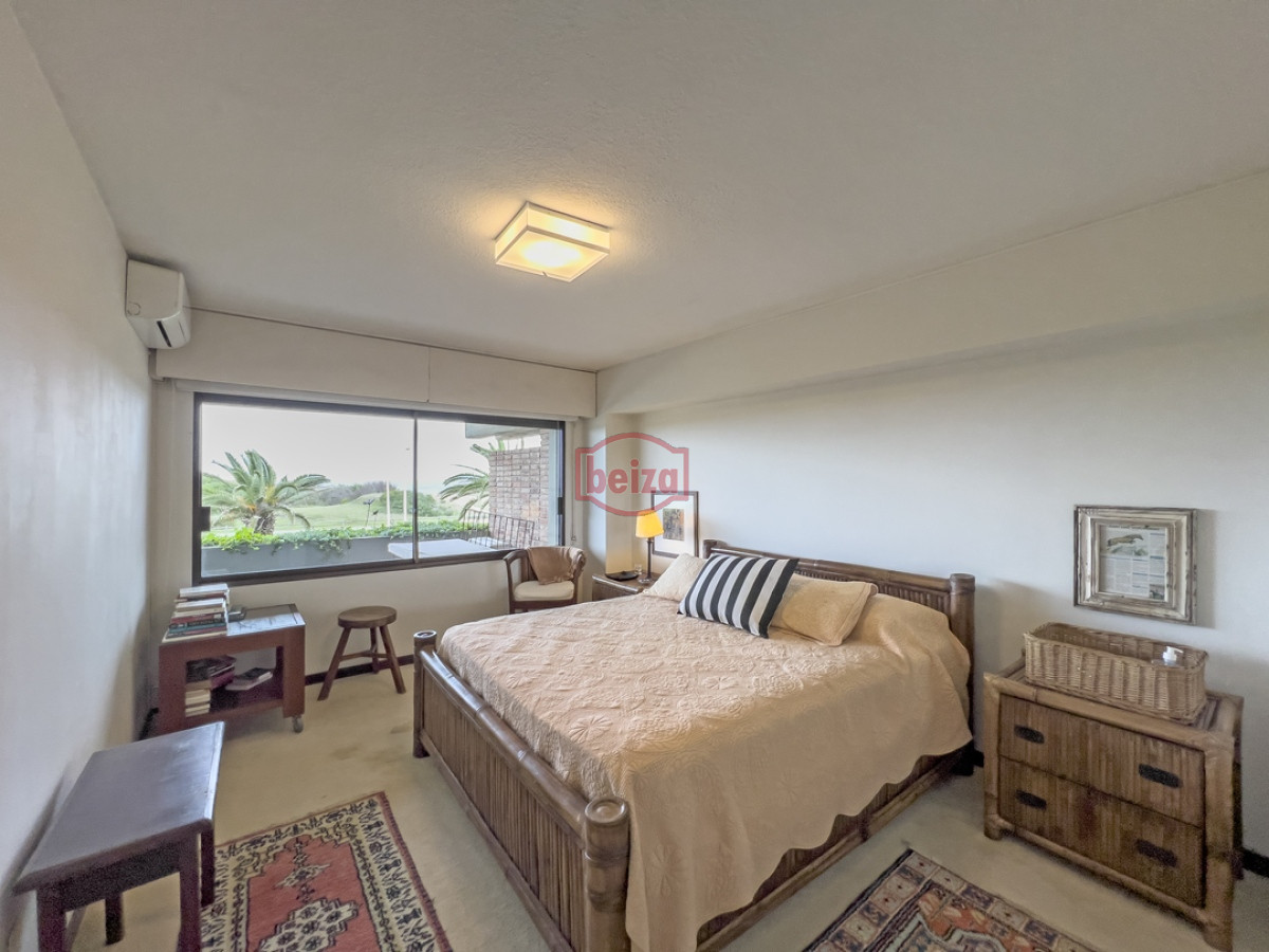 Apartamento ID.166333/Departamento-en-venta-de-1-suite-en-Alexander-Collection - En venta, departamento en primera linea de playa brava